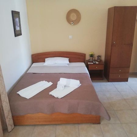 Sea Side Villa Economou ปาราเลียกาเตอรีนิส ภายนอก รูปภาพ