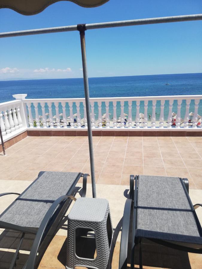 Sea Side Villa Economou ปาราเลียกาเตอรีนิส ภายนอก รูปภาพ