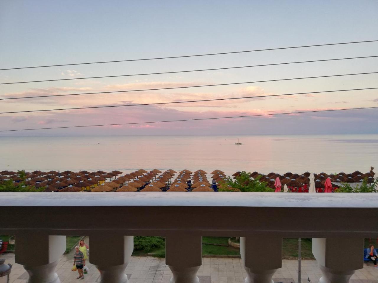 Sea Side Villa Economou ปาราเลียกาเตอรีนิส ภายนอก รูปภาพ